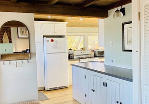 Idyllic Block Island Home - sleeps 8