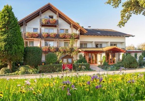 Idyllische Ferienwohnung mit großem Südwestbalkon