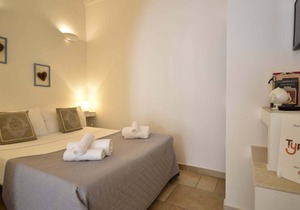 Il Vico 14 Ostuni by Typney