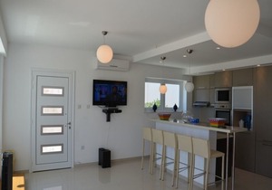 Imagine Your Family Renting a Luxury Holiday Villa Close to Sotira’ Main Attractions