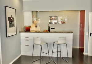 In the center, 2-room apartment, 75 sqm, 20% DISCOUNT from 1 month! W-Lan, TG., partly with AC!