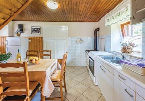 In the small village of Kringa, in the heart of Istria, you will find this vacation home, accessible
