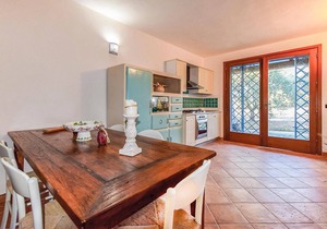Independent vacation home located in Oliena (Nuoro province) at the foot of Monte Corrasi, surrounde