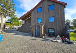 Innholdsrik og koselig leilighet i Svolvær Lofoten