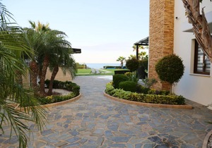 Ionion Beachfront Villa