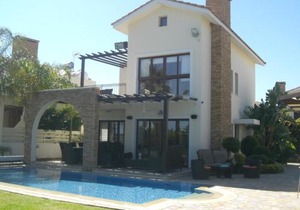 Ionion Beachfront Villa