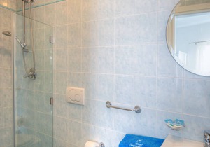 Ischia with breathtaking views, near Poseidon for 3 (double and single)