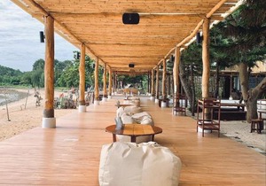 Issara Beach Resort Beachfront