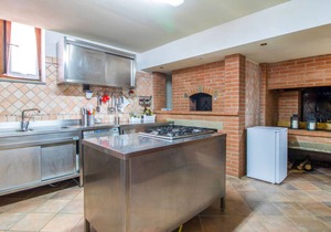 300 m² House ∙ 1 bedroom ∙ 10 guests