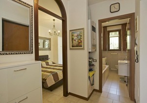 Tastefully furnished apartment in quiet and sunny view