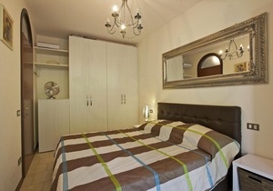 Tastefully furnished apartment in quiet and sunny view