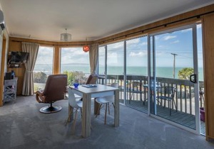 Kaka Point Spa Accommodation - Catlins
