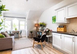 KENMARE APARTMENT