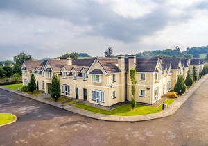 Killarney's Holiday Village