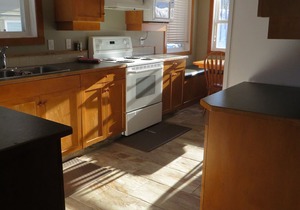 Kimberley Cabin - Between Trickle Creek Golf & Ski Hill