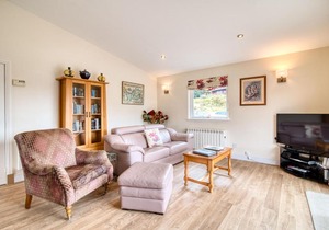 Kingfisher Lodge with sensational loch views