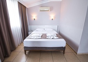 Kleopatra Tower Suite Hotel