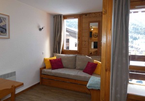 La Lauzière-Dessous 22 - Charming studio with a movable partition and a small cabin bedroom