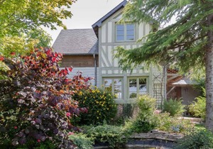 La Maison Saint Léonard 4★ | Lovely Shared Garden | Central Honfleur | 8 g