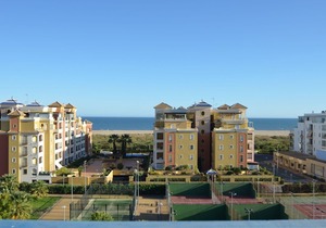LA MARINA 1 28 - Two Bedroom Apartment, Sleeps 5