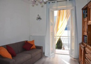 La Resilienza, apartment with view, Carate Urio