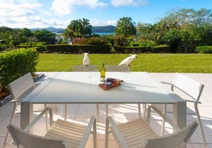 Lagoon Beachfront Lodge 006 on Hamilton Island by HamoRent