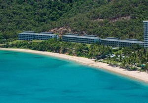 Lagoon Beachfront Lodge 201 on Hamilton Island by HamoRent