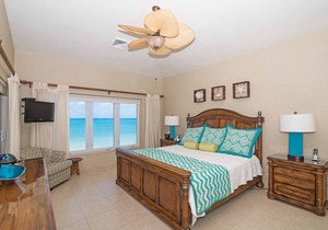 Laguna Del Mar 24, with Deluxe Penthouse on Seven Mile Beach!