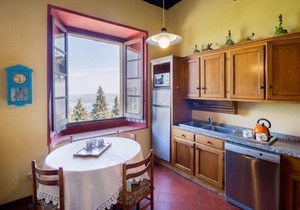 Lake Maggiori villa rentals, Italian Lakes villa rental, Lake Maggiori villa to let, villa with pool Lake Maggiori