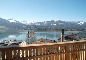 Lake View Apartment