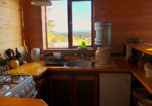 Lake View Cabin, Marsh Lake YT