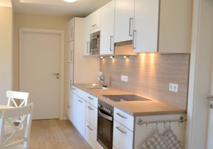 Lake view, lake access, W-Lan, Baltic Sea 12 km, sauna barrel, large garden, quiet, modern