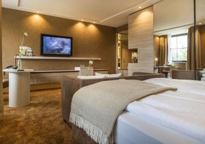 Land & Golf Hotel Stromberg
