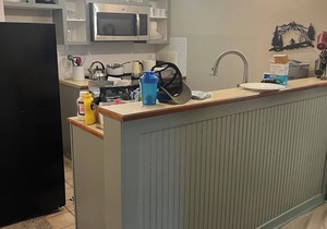 Large 1 Bedroom with Den. Second floor overlooking pool.