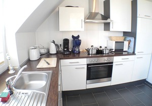 Large, bright penthouse with video on demand, WiFi, 2 roof terraces, ECARF