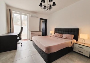 Large Central Apartment Near Valletta & Seafront