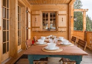 Large Exclusive Family Friendly Chalet in Murren.