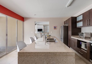 Large&modern apartment with private terrace