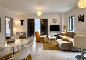 Lavender Bay Apartment C23
