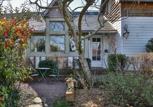 Le Nid de La Maison Saint Léonard | Lovely Shared Garden in the Heart of Ho