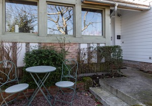 Le Nid de La Maison Saint Léonard | Lovely Shared Garden in the Heart of Ho