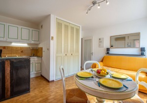 Le Semiramis by Interhome