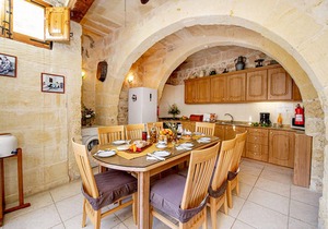 Lellux Holiday Home
