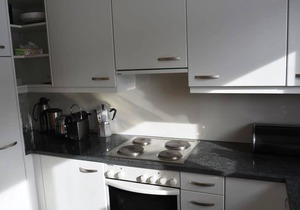 Les Hivernants (EG rechts) by Interhome