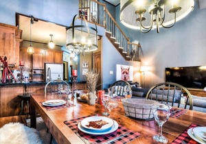 Les Manoirs 3Bdrs w/Pool & HotTub near Village