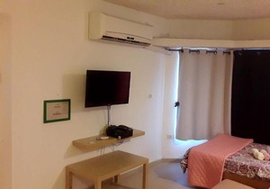 LeSaNel Guest House 3