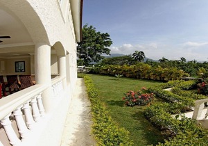 LHVC Chairman's Circle - 7 Bed Villa - LOWEST ALL INCLUSIVE FEE - VIP Gold Bands