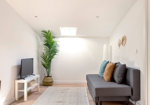 Lisbon Gorgeous Flat near Park, Easy Access to the Centre