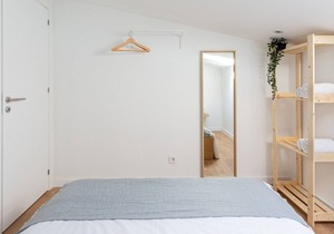 Lisbon Modern Flat near Park, Easy Access to the Centre