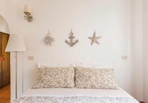 Little Medieval House Nettuno